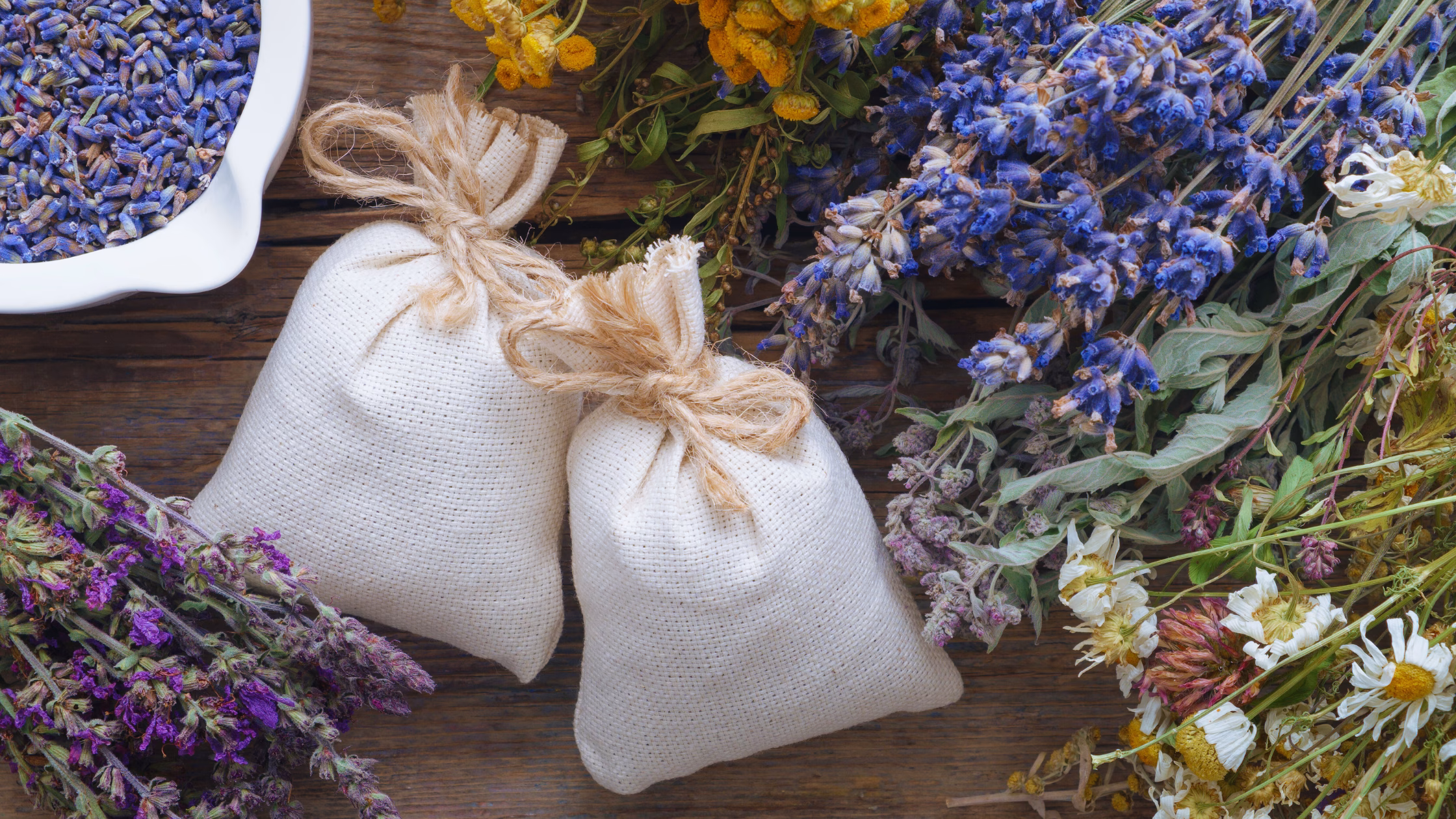 Natural Ways to Make Your Home Smell Incredible Without Toxins